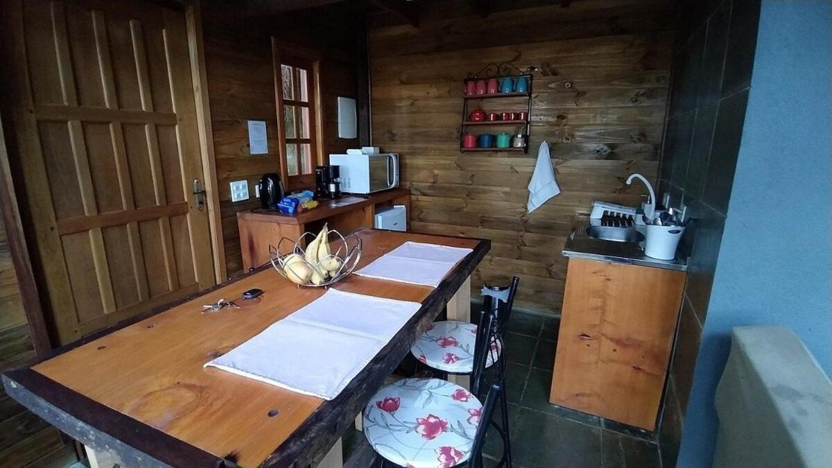 Chale Dos Tucanos- Parede De Vidro Com Linda Vista Campos do Jordao Luaran gambar